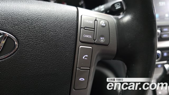 Hyundai Starex 2021 — photo 25