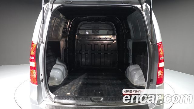 Hyundai Starex 2021 — photo 26