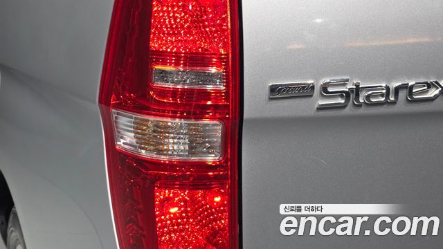 Hyundai Starex 2021 — photo 9