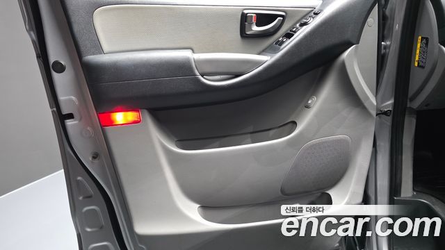 Hyundai Starex 2021 — photo 14