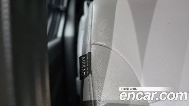 Hyundai Starex 2021 — photo 34