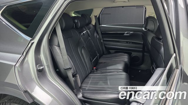 Genesis GV80 2022 — photo 17