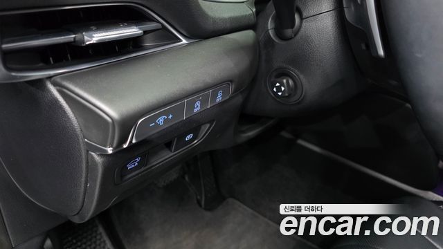 Genesis GV80 2022 — photo 24