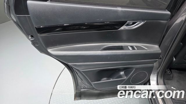 Genesis GV80 2022 — photo 15