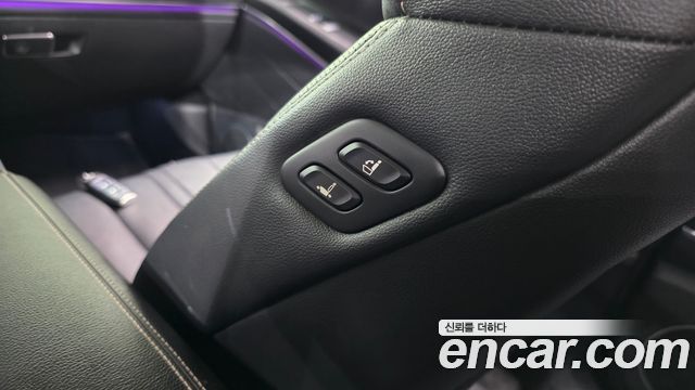 Genesis GV80 2022 — photo 27