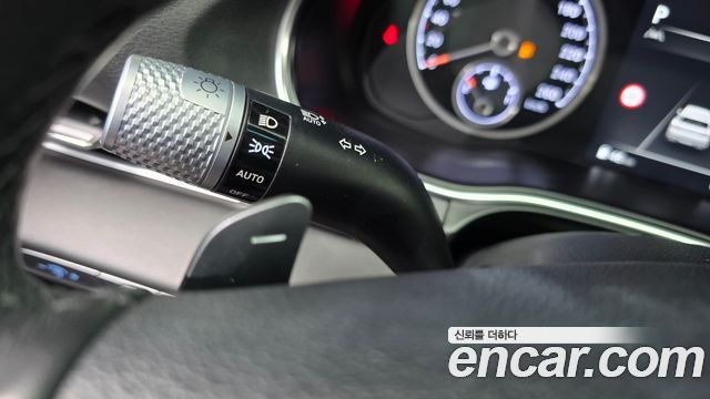 Genesis GV80 2022 — photo 28