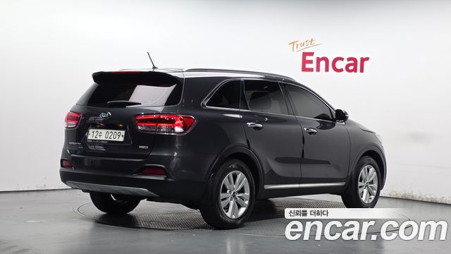 Kia Sorento 2016 — photo 2