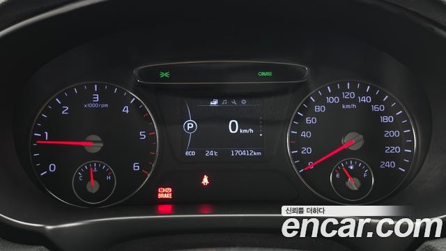 Kia Sorento 2016 — photo 8