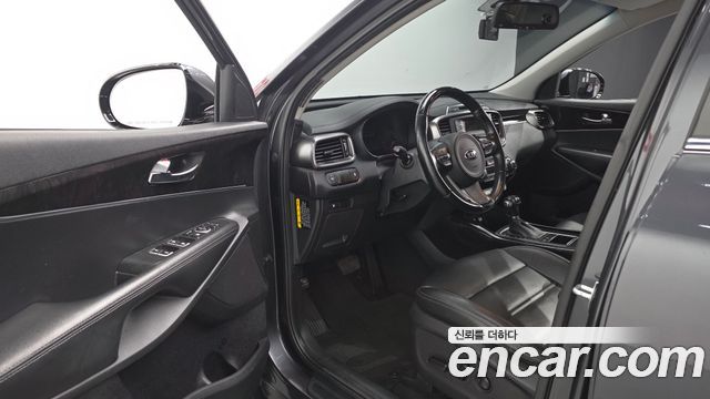 Kia Sorento 2016 — photo 10