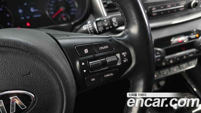 Kia Sorento 2016 — photo 17