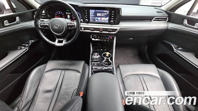 Kia K5 2021 — photo 10