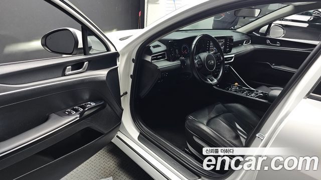 Kia K5 2021 — photo 13
