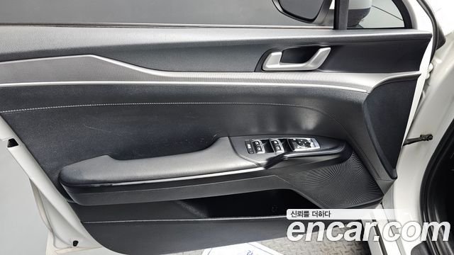Kia K5 2021 — photo 14
