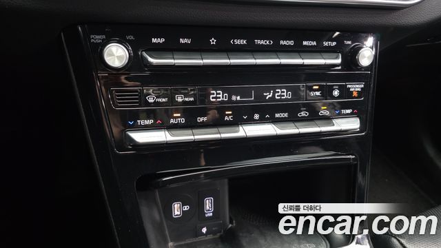 Kia K7 2021 — photo 22