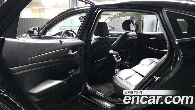 Kia K7 2021 — photo 16
