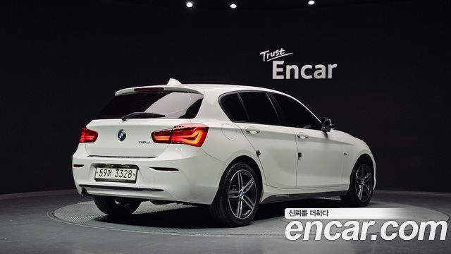 BMW 1-Series 2017 — photo 2