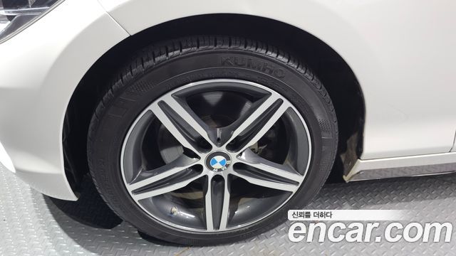 BMW 1-Series 2017 — photo 5