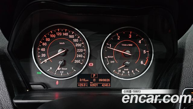 BMW 1-Series 2017 — photo 8