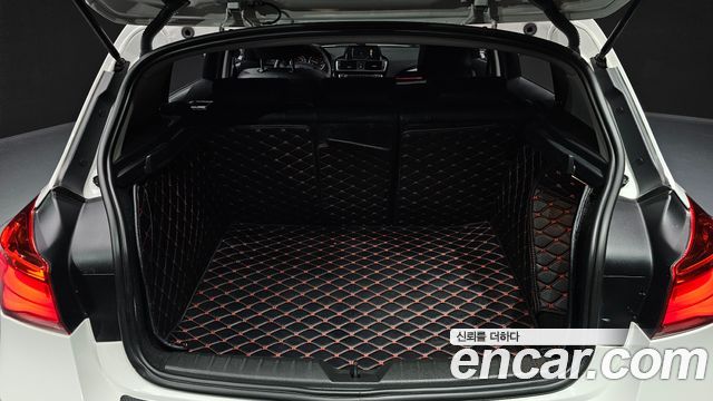 BMW 1-Series 2017 — photo 16