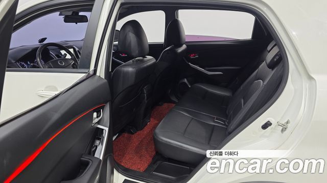 KG Mobility KORANDO 2016 — photo 11