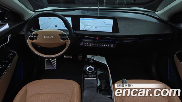 Kia EV6 2023 — photo 10