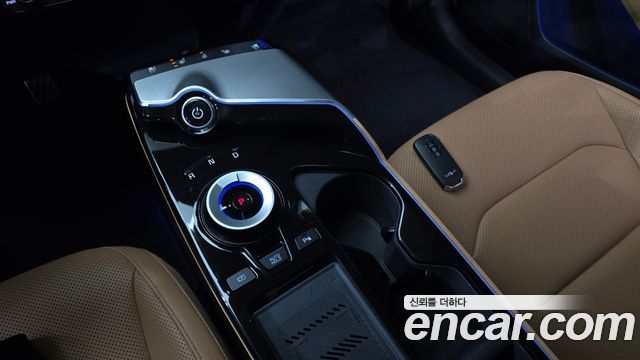 Kia EV6 2023 — photo 12