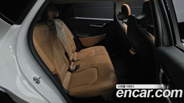 Kia EV6 2023 — photo 17