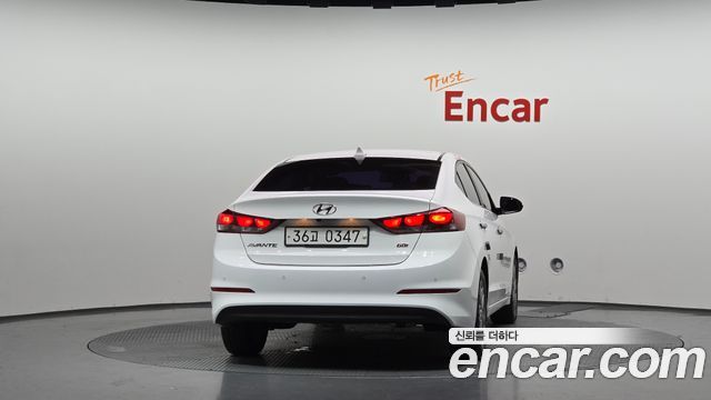 Hyundai AVANTE 2016 — photo 4