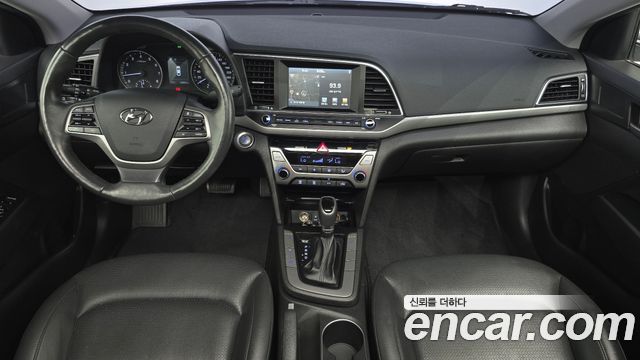 Hyundai AVANTE 2016 — photo 7