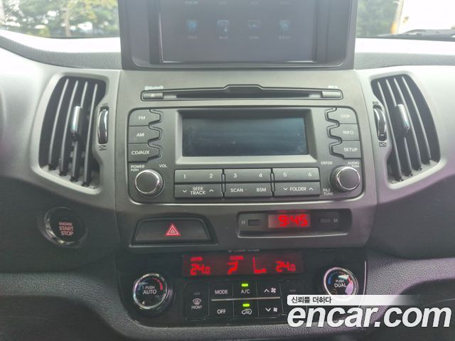 Kia Sportage 2012 — photo 10