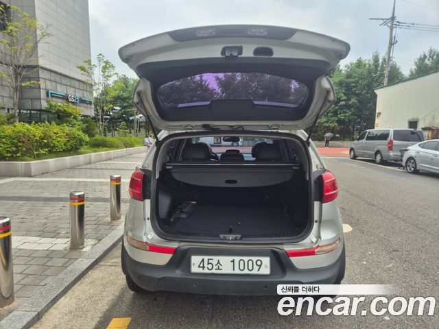 Kia Sportage 2012 — photo 17