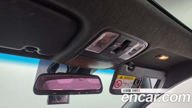 Kia K3 2022 — photo 24