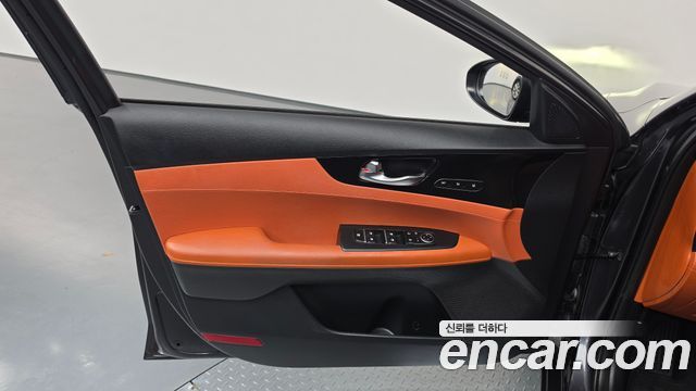 Kia K3 2022 — photo 14