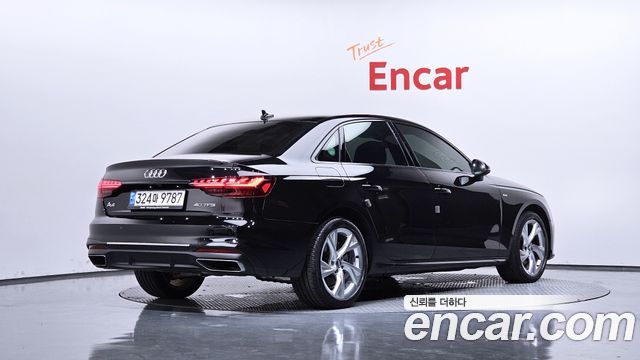 Audi A4 2020 — photo 2