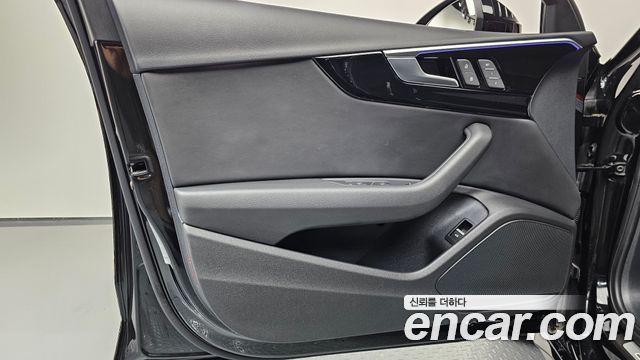 Audi A4 2020 — photo 14