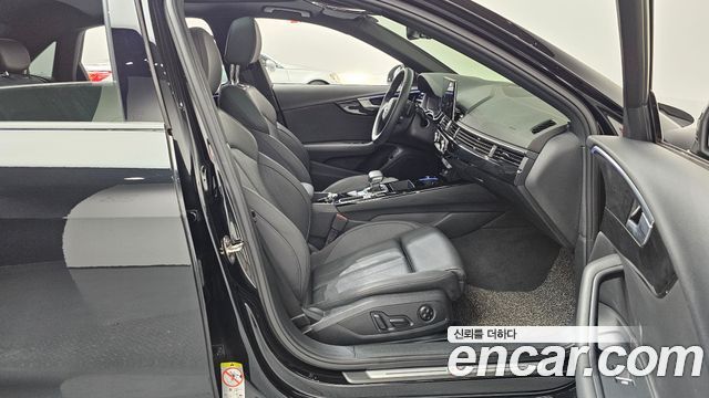 Audi A4 2020 — photo 16