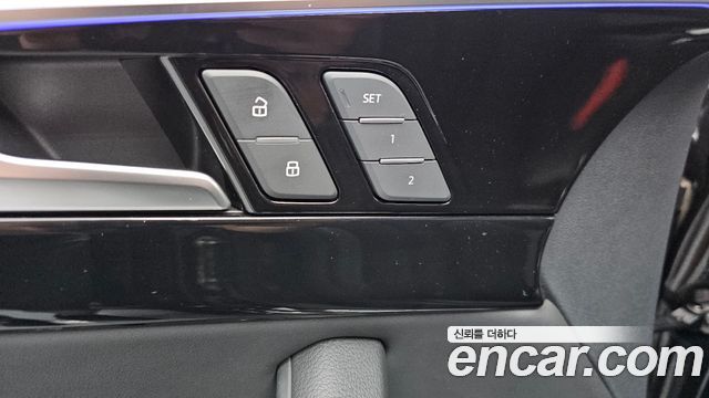 Audi A4 2020 — photo 30