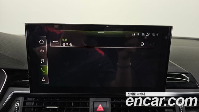 Audi A4 2020 — photo 32
