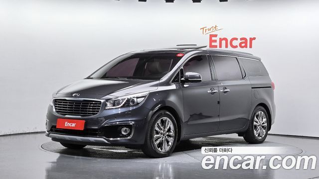 Kia Canival 2015 — photo 1