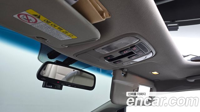 Kia Canival 2015 — photo 27