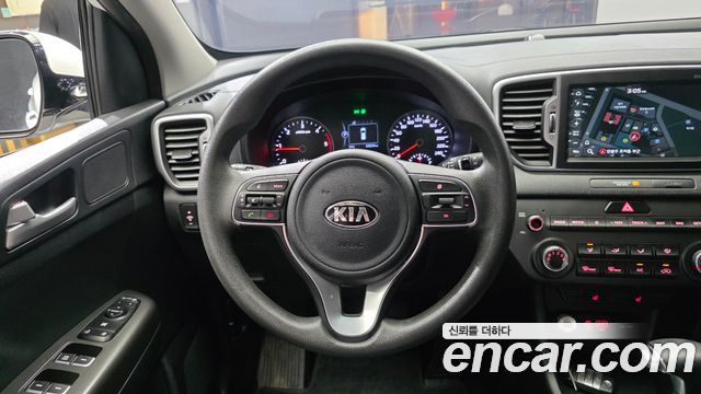 Kia Sportage 2018 — photo 18