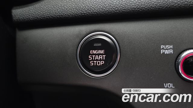 Kia Sportage 2018 — photo 23
