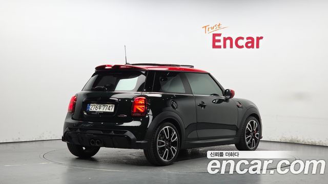 Mini Cooper 2023 — photo 2