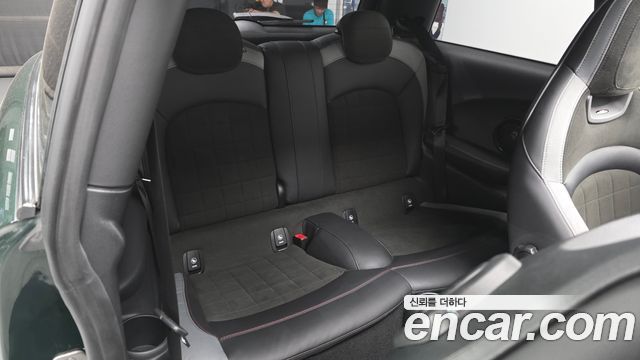 Mini Cooper 2023 — photo 17