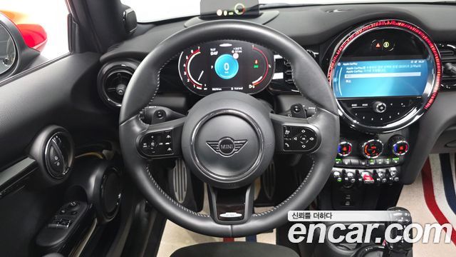 Mini Cooper 2023 — photo 19