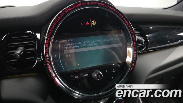 Mini Cooper 2023 — photo 20