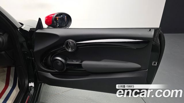 Mini Cooper 2023 — photo 15