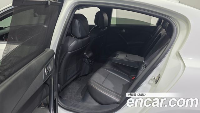 Peugeot 508 2016 — photo 11