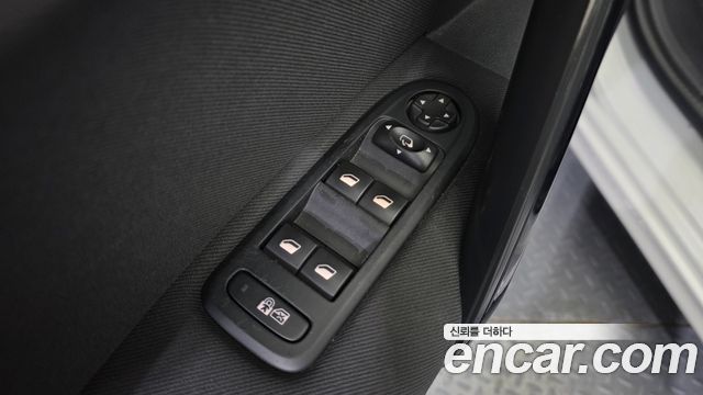 Peugeot 508 2016 — photo 13