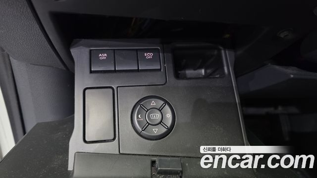 Peugeot 508 2016 — photo 15